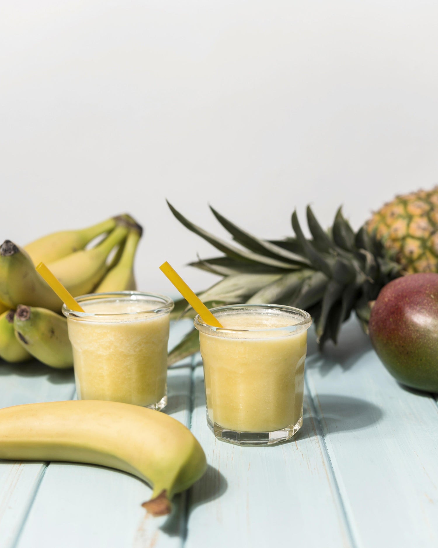 Banana–Pineapple–Avocado Smoothie